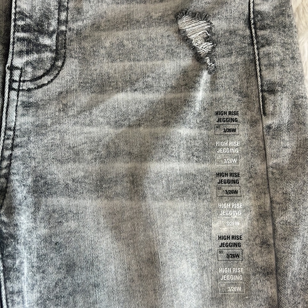 New Juniors' SO Jegging High-Rise - Picture 5 of 6
